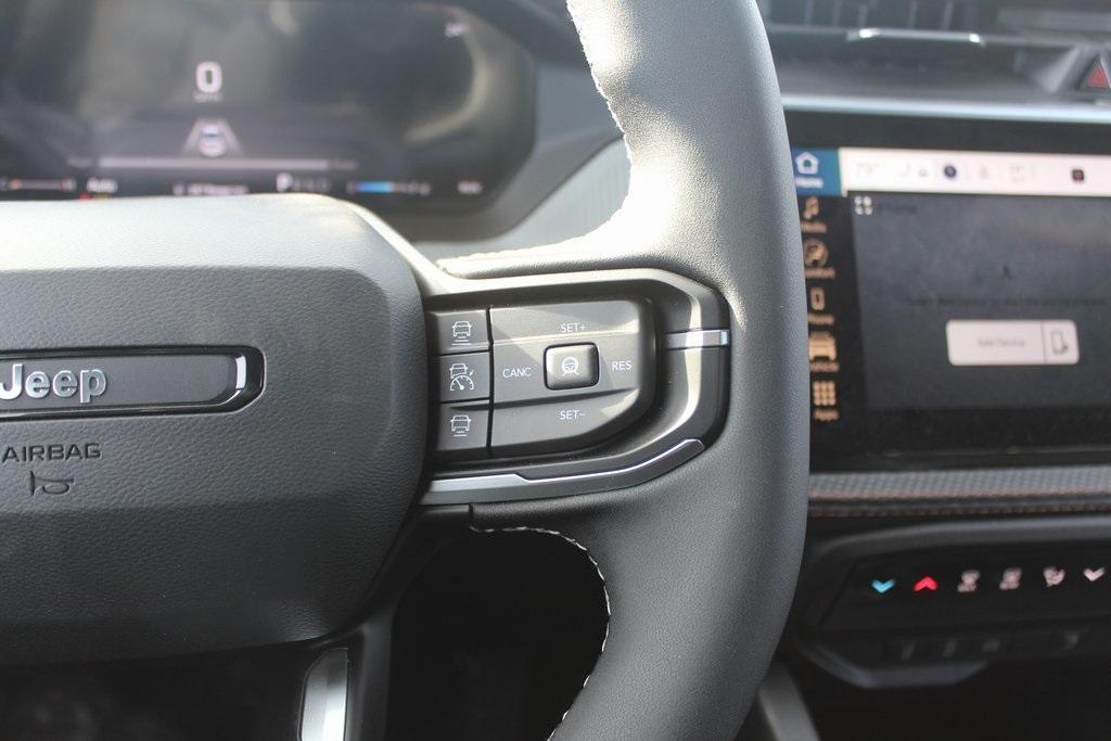 new 2026 Jeep Cherokee car, priced at $42,359