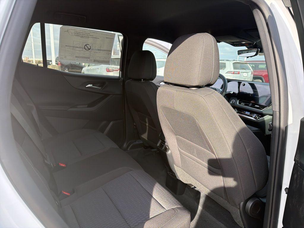 new 2026 Chevrolet Equinox car, priced at $32,614