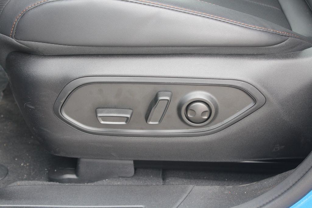 new 2026 Jeep Cherokee car, priced at $38,475