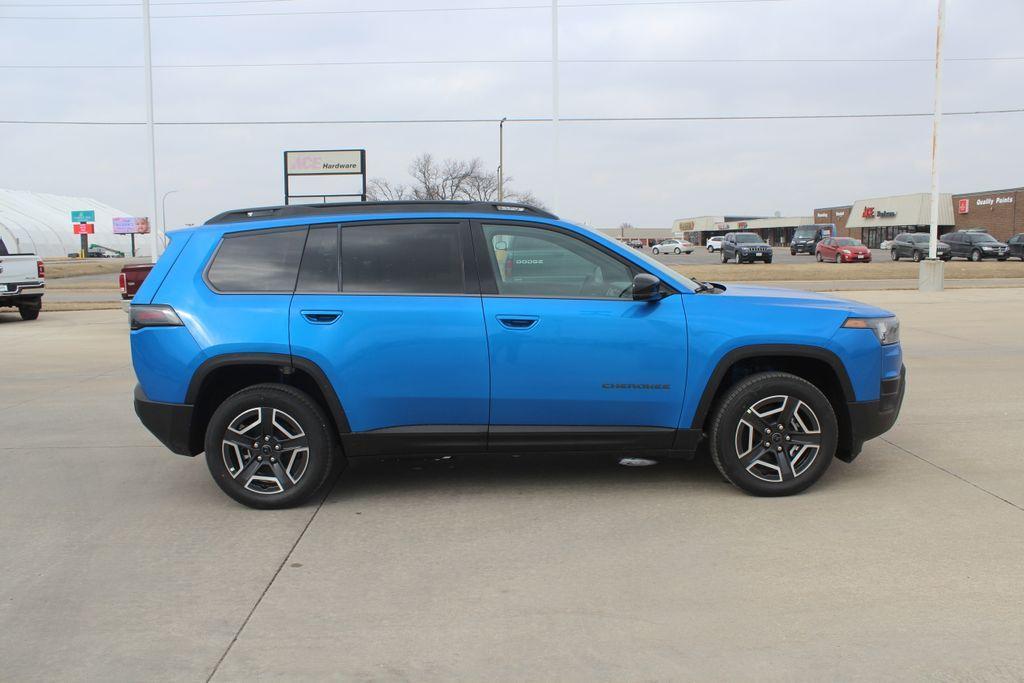 new 2026 Jeep Cherokee car, priced at $38,475