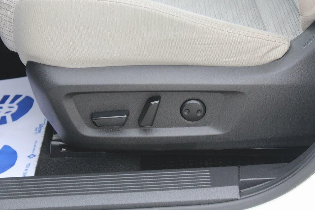 used 2023 Nissan Rogue car, priced at $19,749