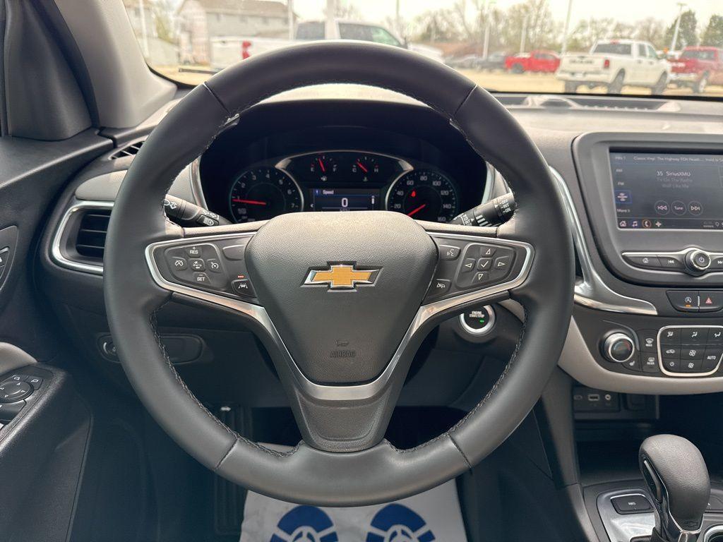 new 2023 Chevrolet Equinox car, priced at $17,863