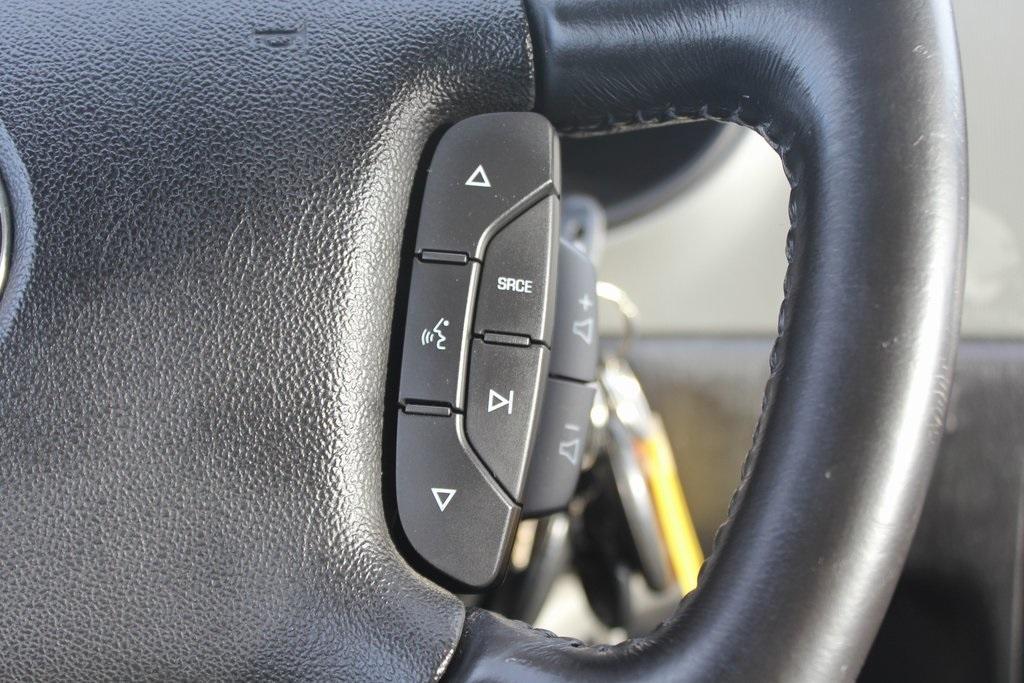 used 2006 Chevrolet Monte Carlo car, priced at $8,752