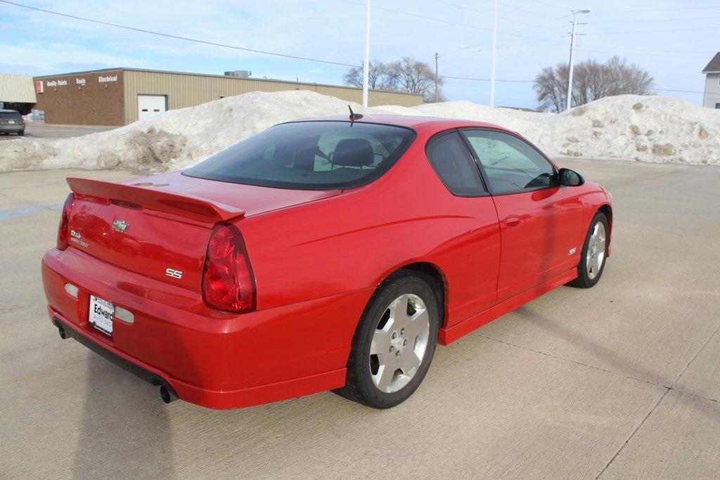 used 2006 Chevrolet Monte Carlo car, priced at $8,752