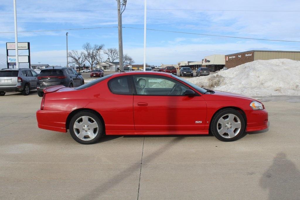 used 2006 Chevrolet Monte Carlo car, priced at $8,752