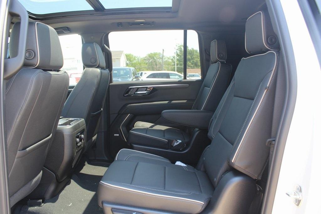 new 2025 Chevrolet Suburban car, priced at $78,251