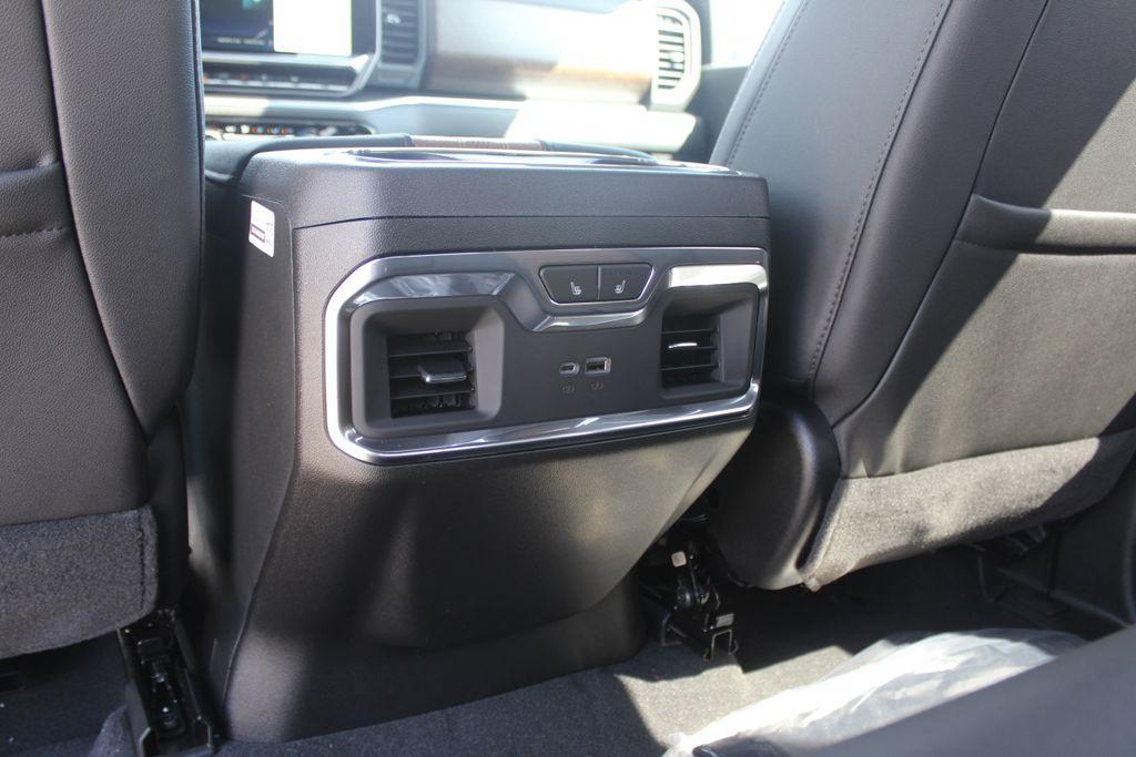 new 2026 Chevrolet Silverado 3500 car, priced at $92,040