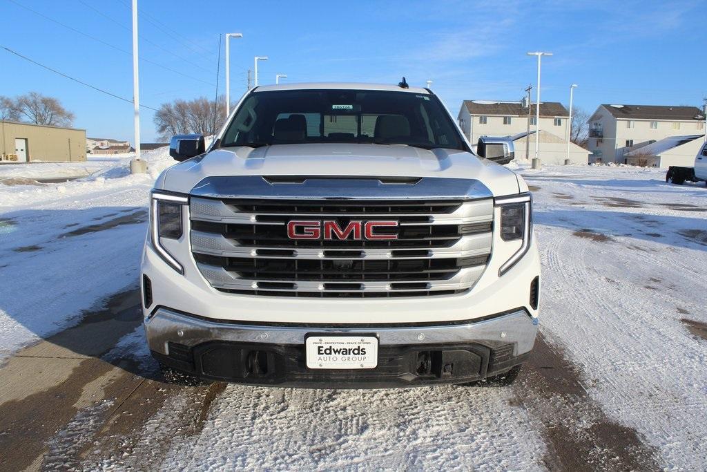 new 2026 GMC Sierra 1500 car, priced at $58,925