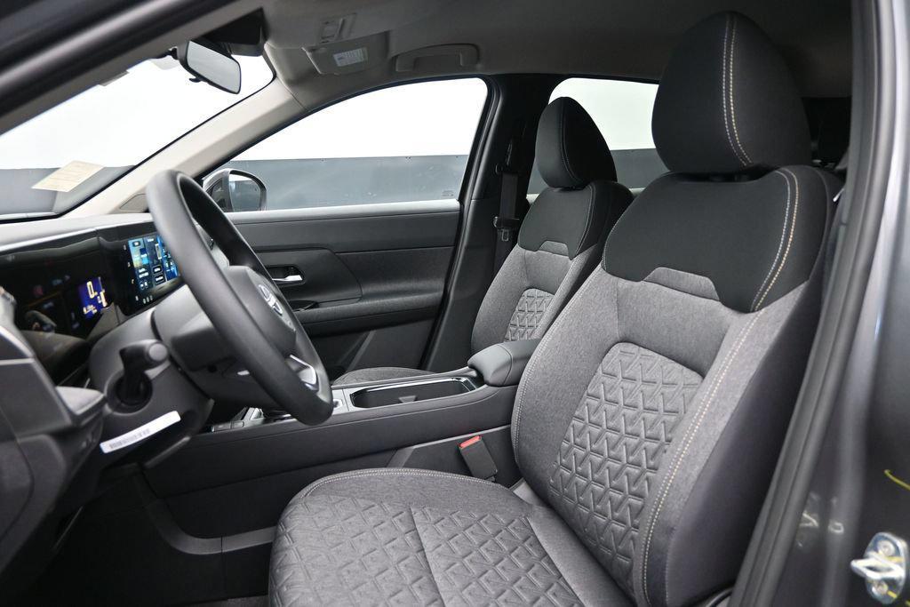 new 2027 Nissan Kicks car, priced at $25,628