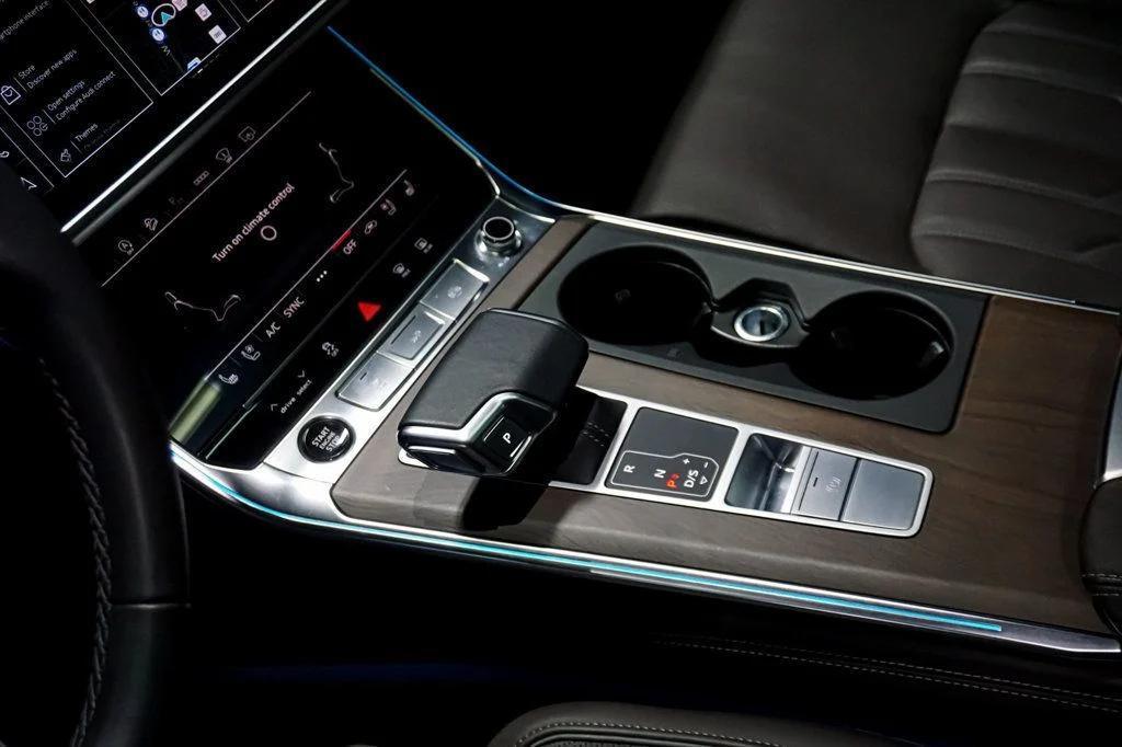 Audi A6 view 35