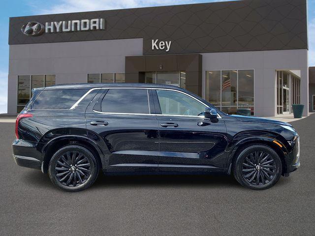 used 2025 Hyundai Palisade car, priced at $44,990