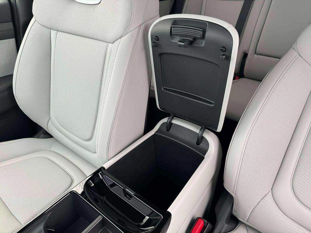 new 2026 Hyundai TUCSON Hybrid car, priced at $40,140