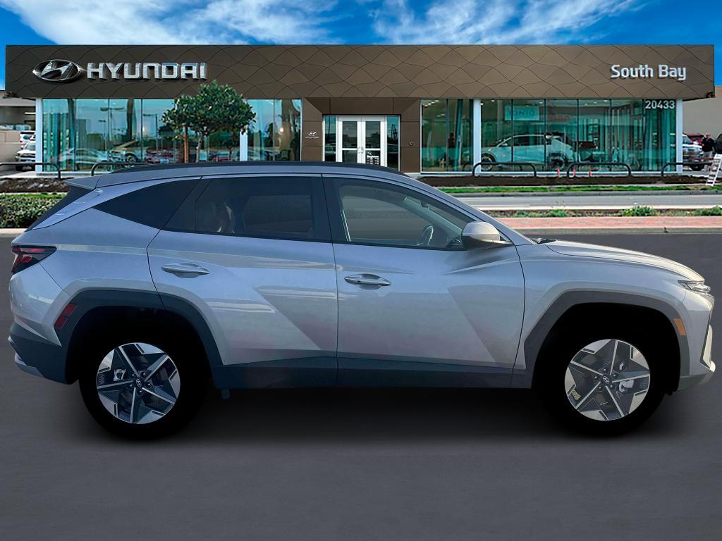 new 2026 Hyundai TUCSON Hybrid car, priced at $32,789
