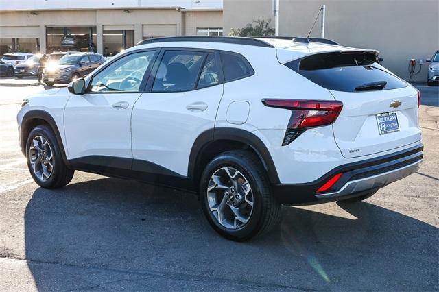 used 2025 Chevrolet Trax car, priced at $19,499