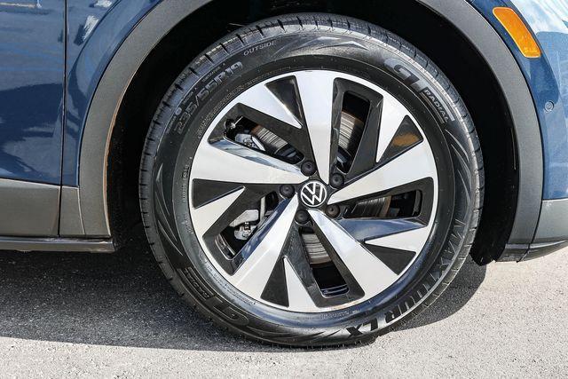 used 2023 Volkswagen ID.4 car, priced at $17,995