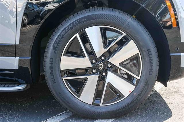 new 2026 Hyundai IONIQ 9 car, priced at $56,185