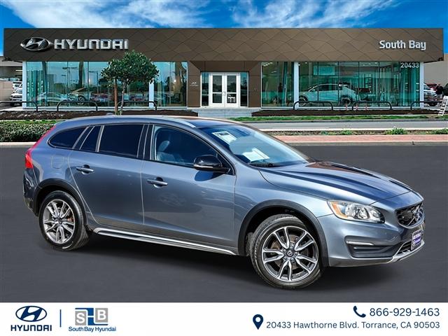used 2018 Volvo V60 Cross Country car, priced at $14,888