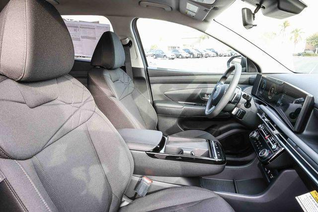 new 2026 Hyundai TUCSON Hybrid car, priced at $32,220