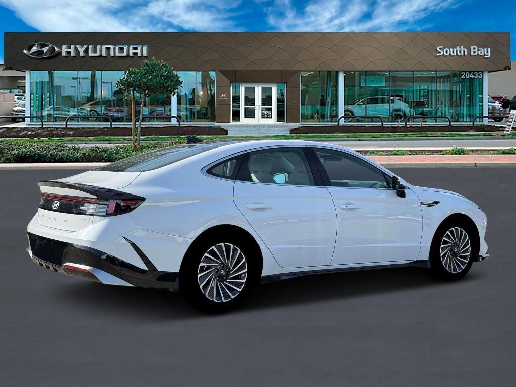 new 2026 Hyundai Sonata Hybrid car, priced at $33,689
