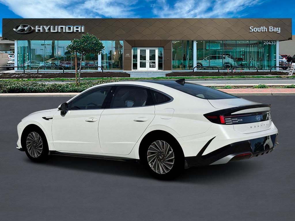 new 2026 Hyundai Sonata Hybrid car, priced at $33,689