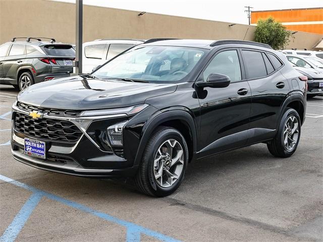 used 2025 Chevrolet Trax car, priced at $19,199