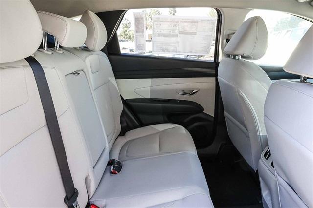 new 2026 Hyundai TUCSON Hybrid car, priced at $31,255