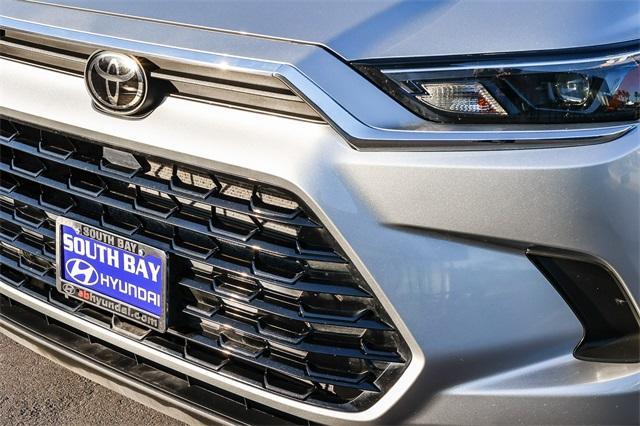 used 2025 Toyota Grand Highlander car, priced at $41,998