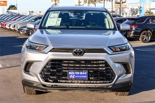 used 2025 Toyota Grand Highlander car, priced at $41,998