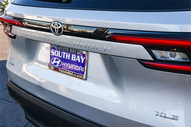 used 2025 Toyota Grand Highlander car, priced at $41,998