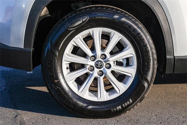 used 2025 Toyota Grand Highlander car, priced at $41,998