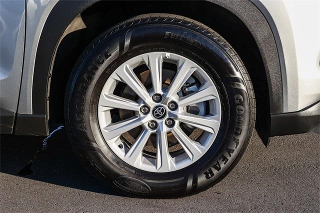 used 2025 Toyota Grand Highlander car, priced at $41,998