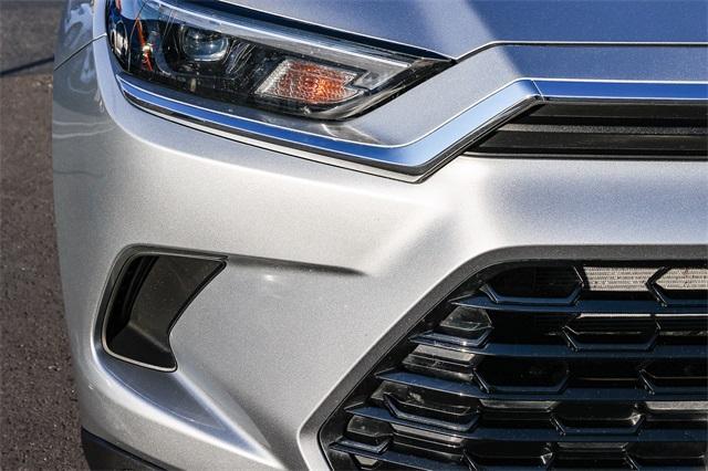 used 2025 Toyota Grand Highlander car, priced at $41,998