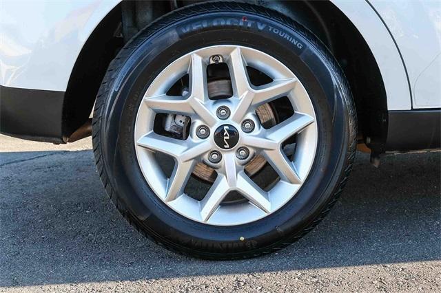 used 2024 Kia Soul car, priced at $15,298