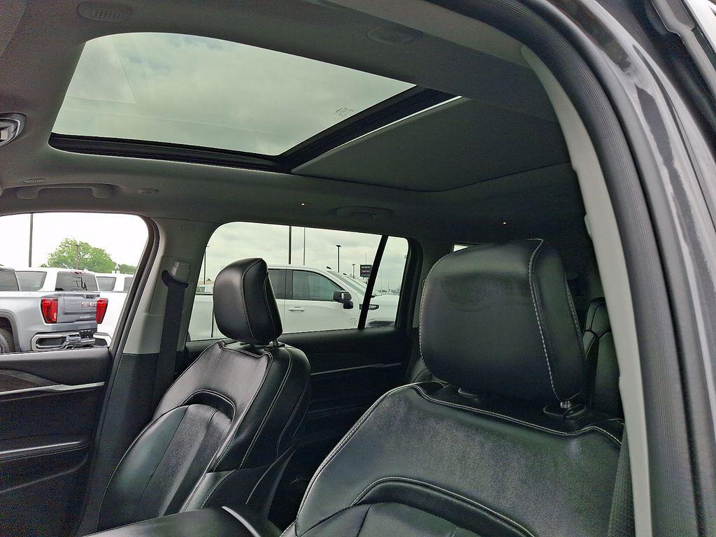 used 2021 Jeep Grand Cherokee L car, priced at $31,050
