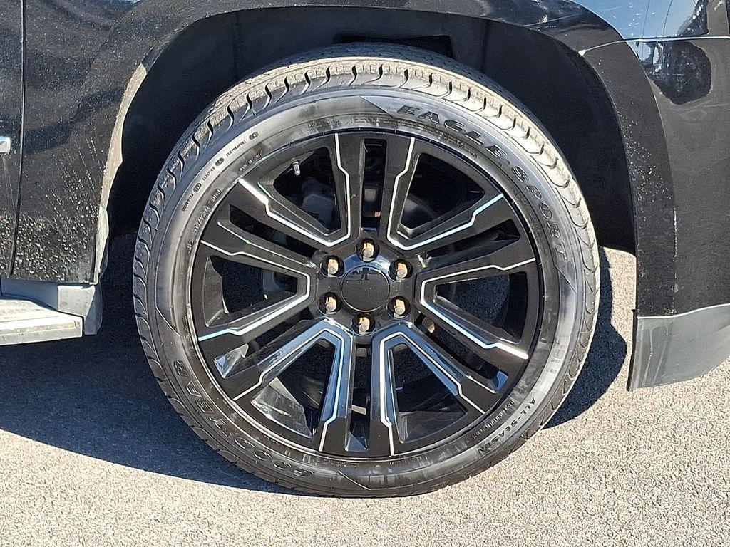 used 2016 GMC Yukon car, priced at $17,500