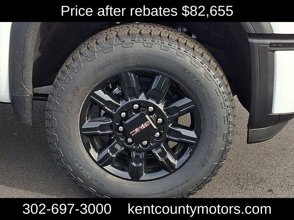 new 2026 GMC Sierra 2500 car, priced at $82,655