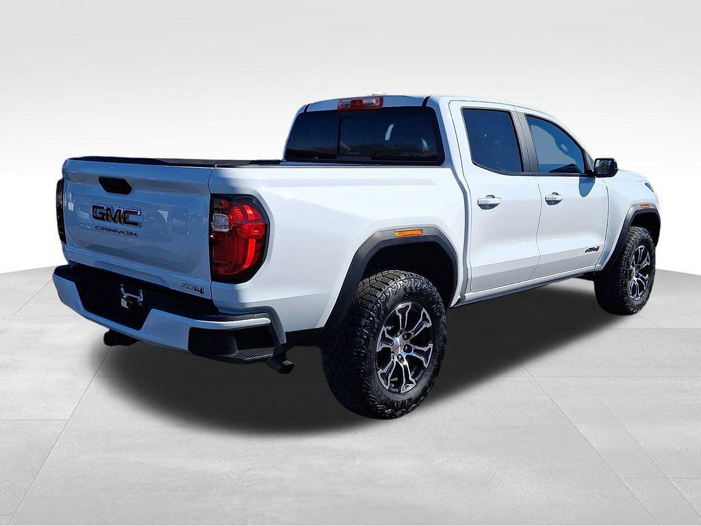 used 2024 GMC Canyon car, priced at $40,000