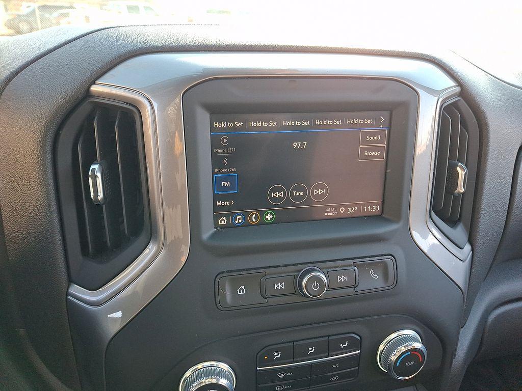 used 2024 GMC Sierra 1500 car, priced at $30,200