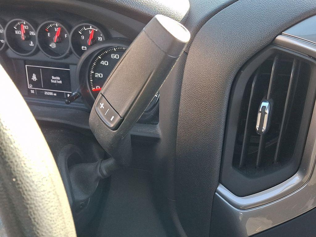 used 2024 GMC Sierra 1500 car, priced at $30,200