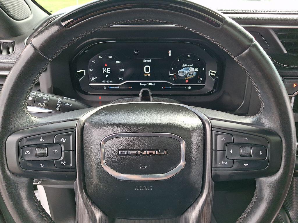 used 2023 GMC Yukon car, priced at $69,500