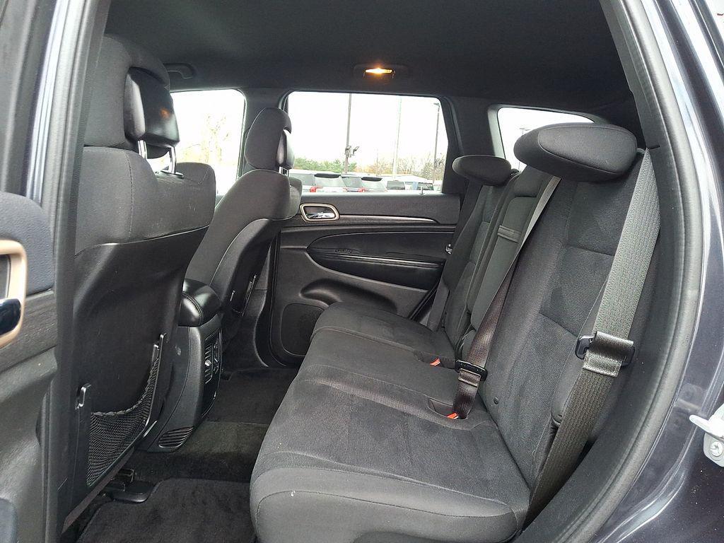 used 2015 Jeep Grand Cherokee car, priced at $10,800