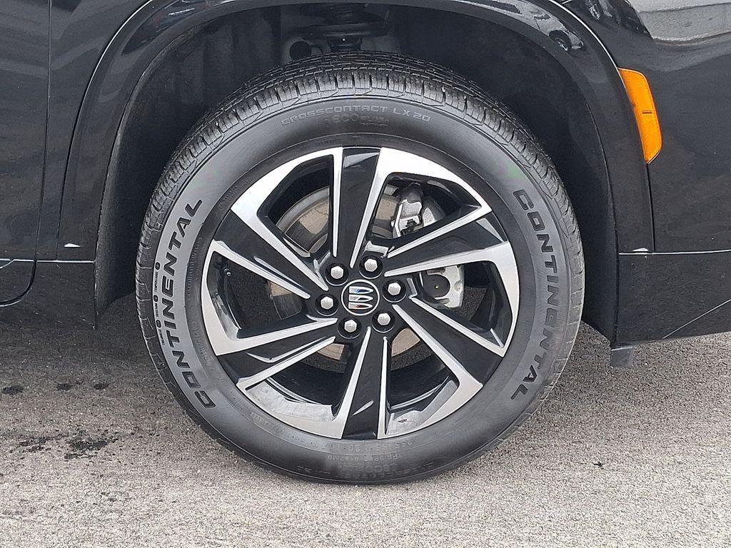 used 2025 Buick Enclave car, priced at $38,500