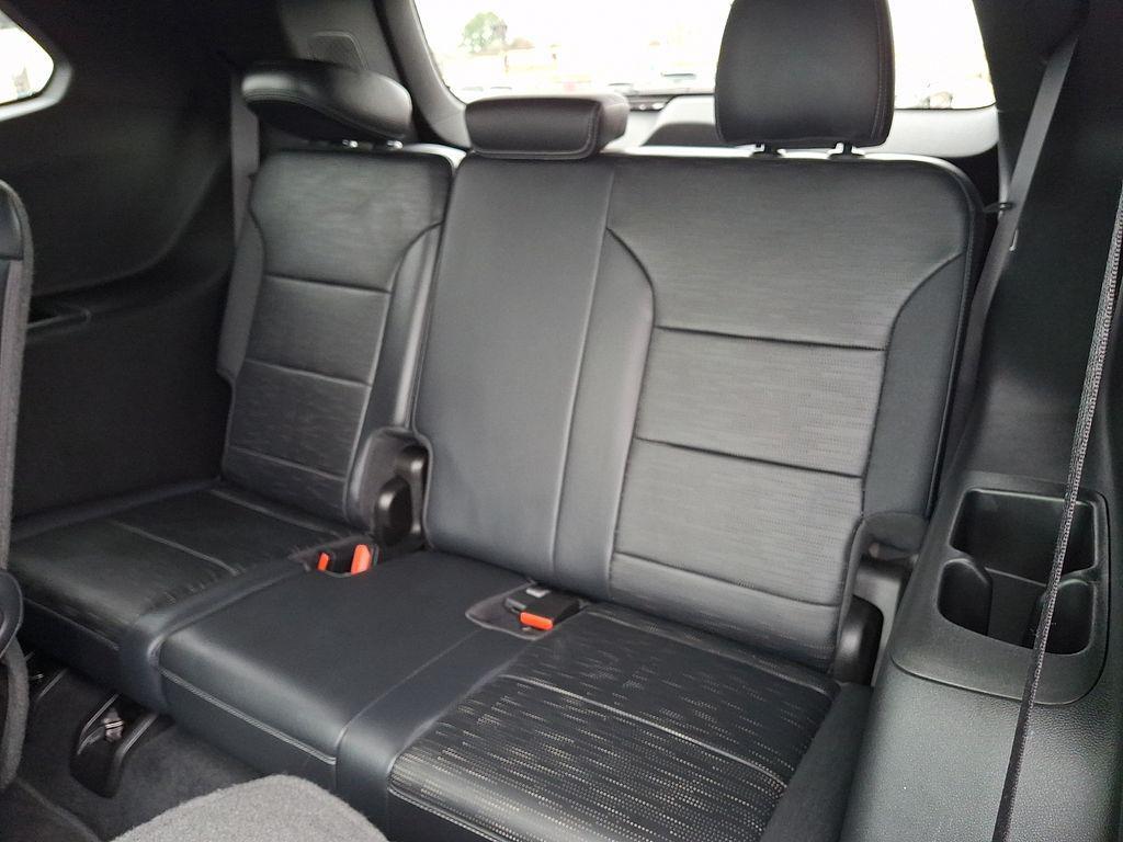 used 2025 Buick Enclave car, priced at $38,500