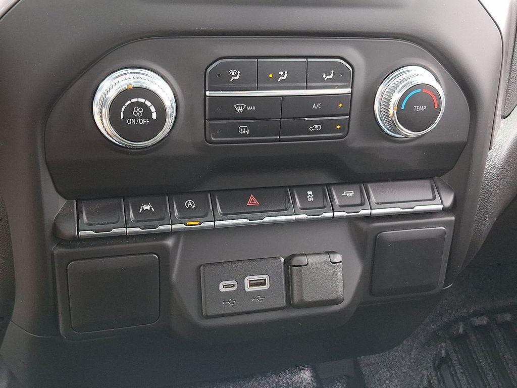 used 2023 GMC Sierra 1500 car, priced at $27,800