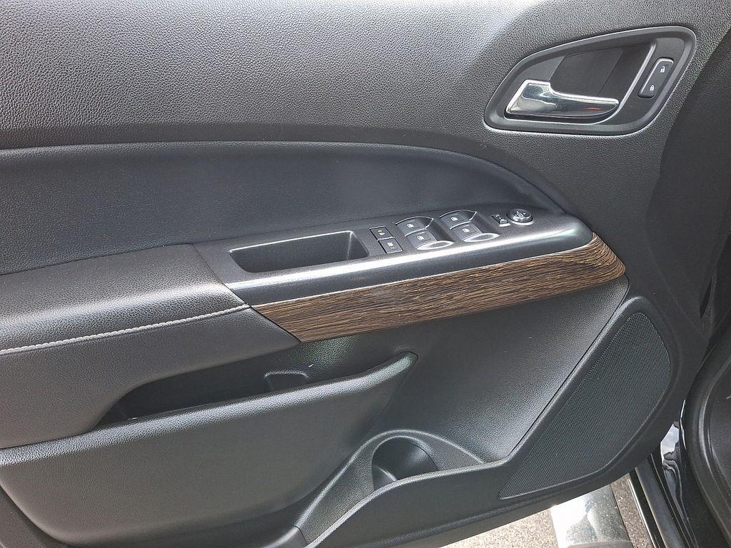 used 2019 GMC Canyon car, priced at $28,000