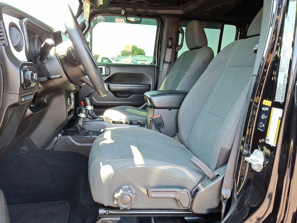 used 2024 Jeep Wrangler 4xe car, priced at $29,000