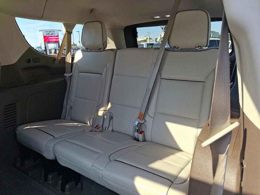used 2023 GMC Yukon XL car, priced at $57,550