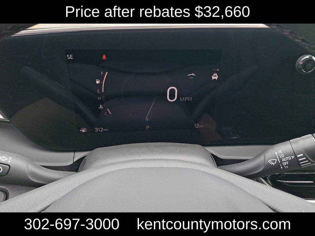 new 2026 Buick Envista car, priced at $32,435