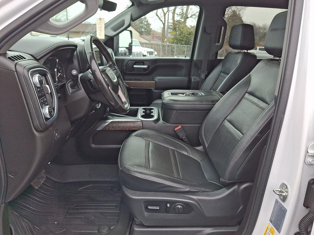 used 2021 GMC Sierra 2500 car, priced at $50,500