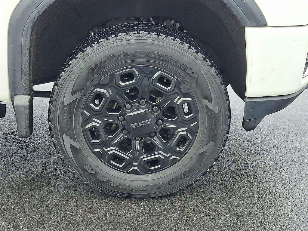 used 2021 GMC Sierra 2500 car, priced at $50,500